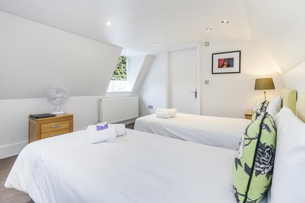The Kilns Hotel Brentwood Bagian luar foto