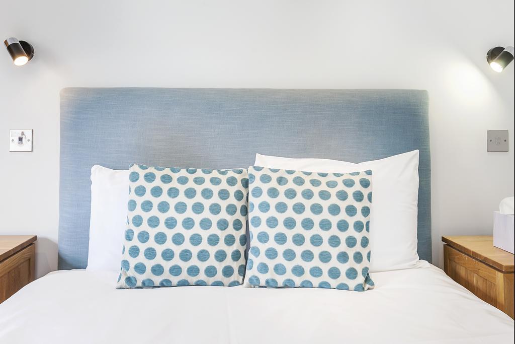 The Kilns Hotel Brentwood Bagian luar foto