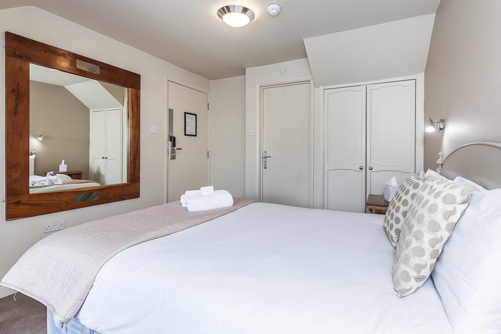 The Kilns Hotel Brentwood Bagian luar foto