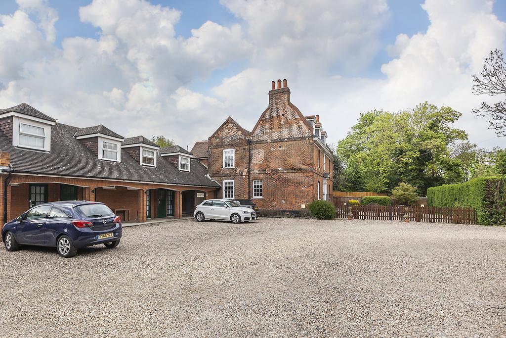 The Kilns Hotel Brentwood Bagian luar foto