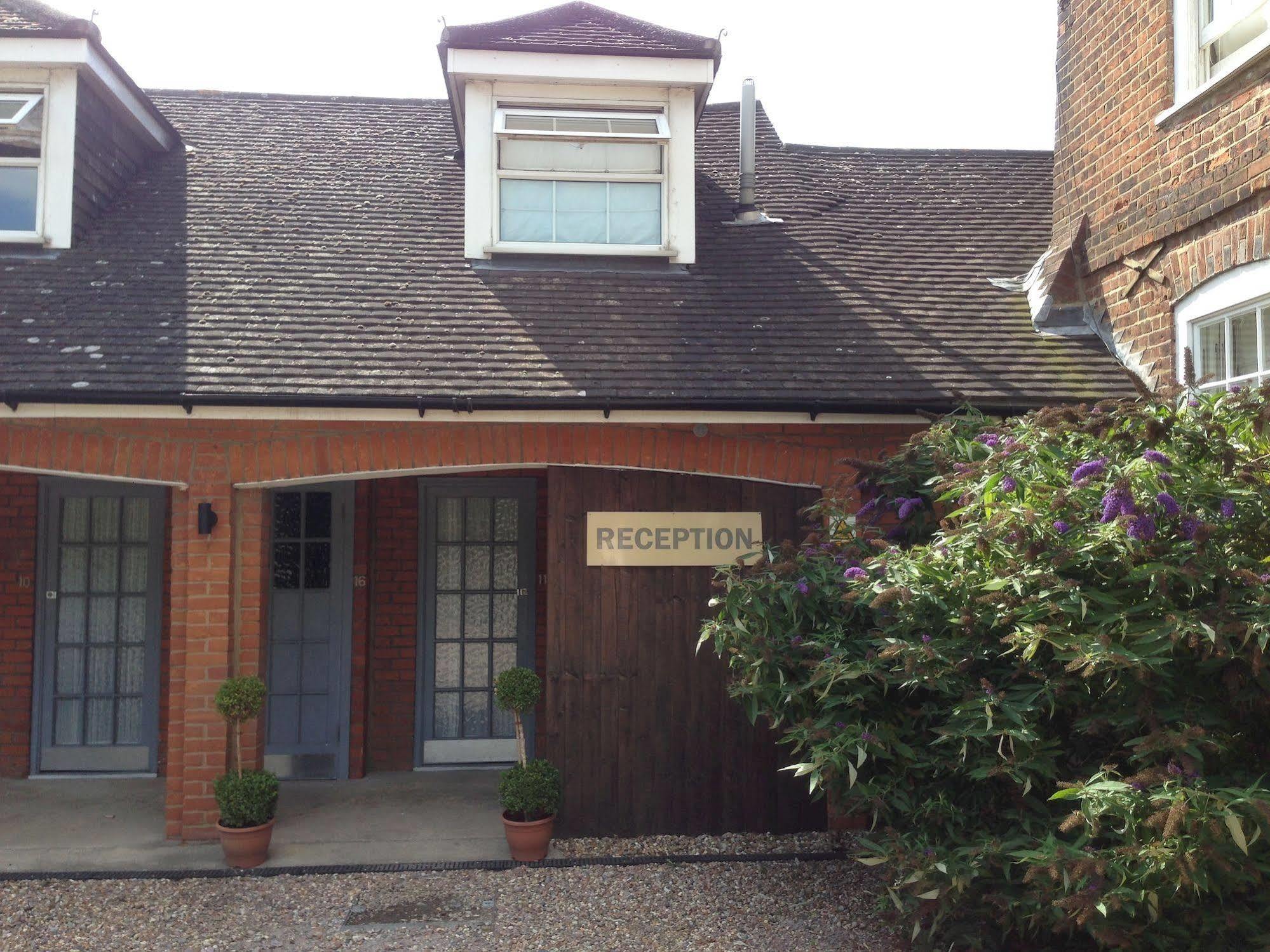 The Kilns Hotel Brentwood Bagian luar foto