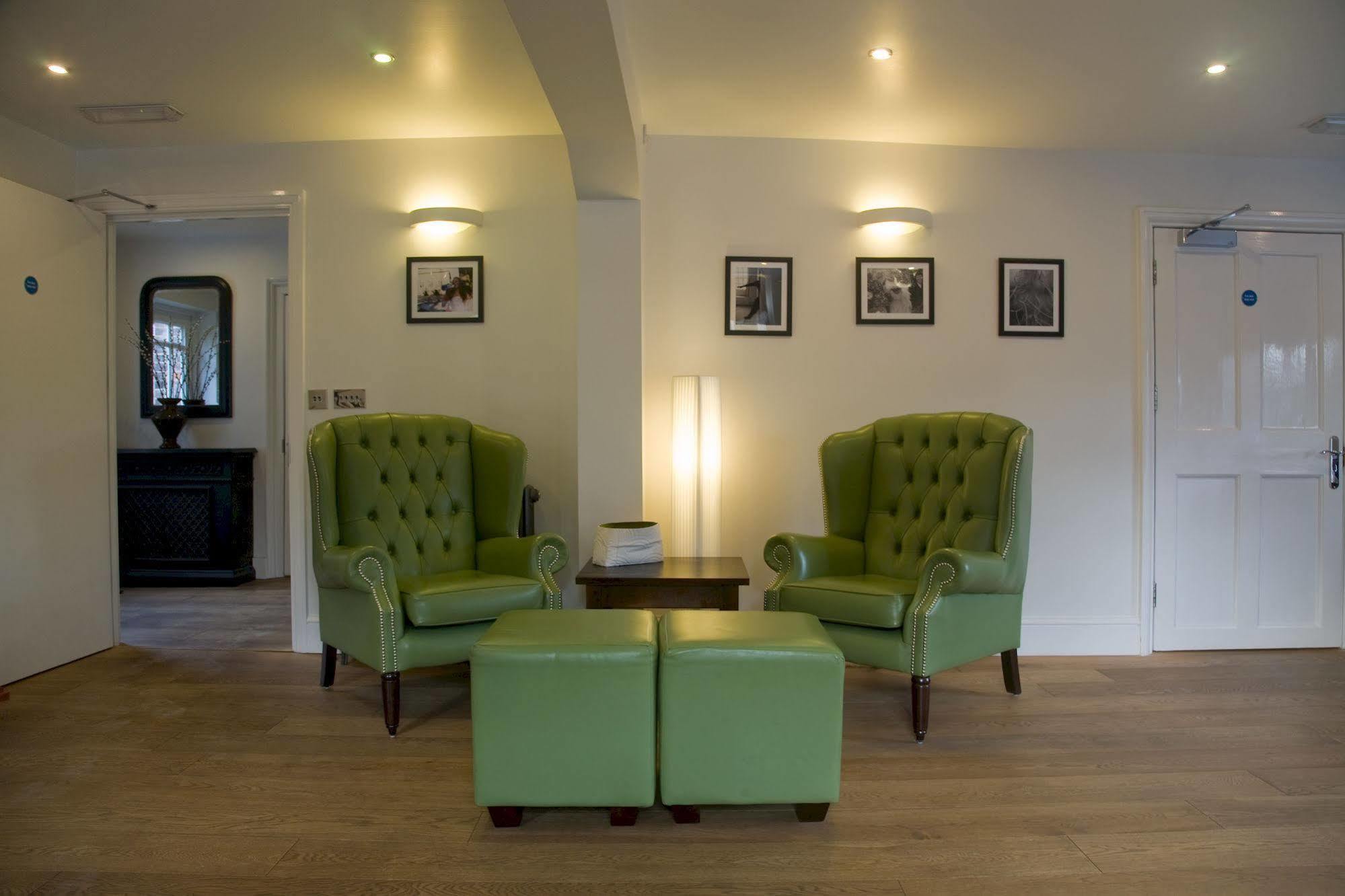 The Kilns Hotel Brentwood Bagian luar foto